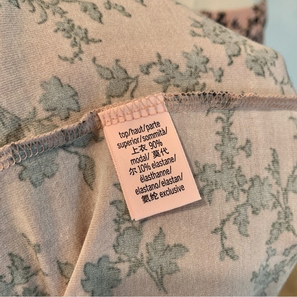 🌹 VS Victoria’s Secret Pink Black Modal Floral Print Pajama Short Set - Picture 10 of 12